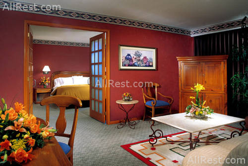 Sheraton Suites Santa Fe 5